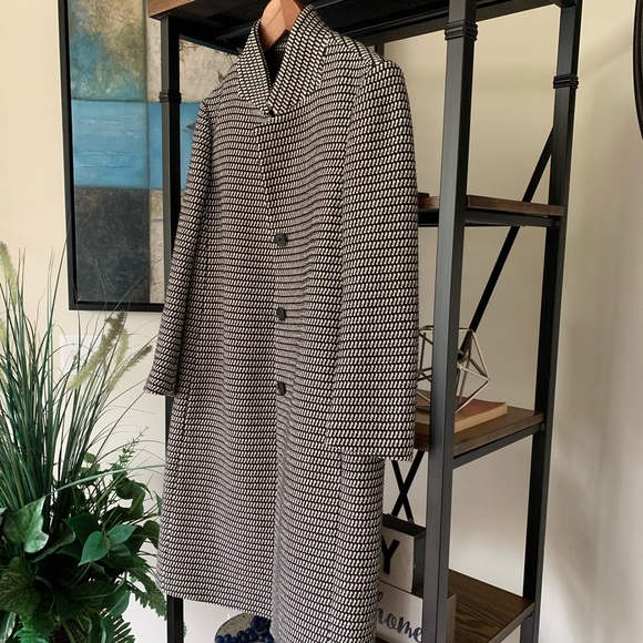 Ann Taylor Plaid Coat - Picture 2 of 8